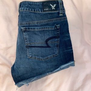 American Eagle || Denim shorts